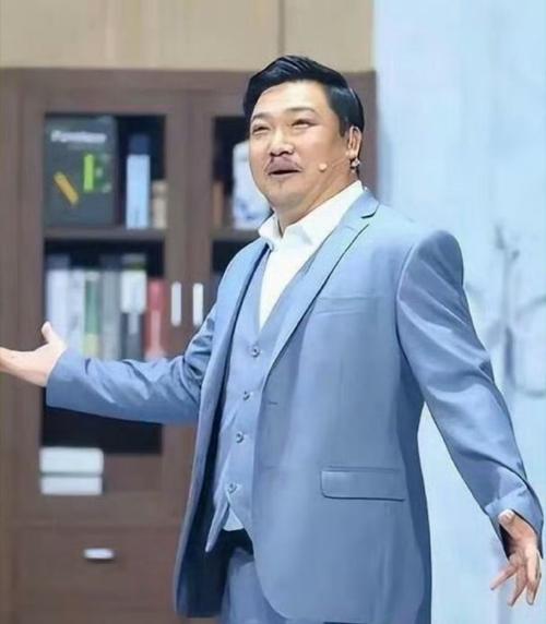 新港澳彩开奖号码记录和贾冰自曝45天瘦45斤与贾冰自曝45天瘦45斤视频